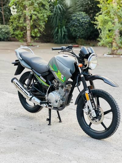 Yamaha YBR 2023