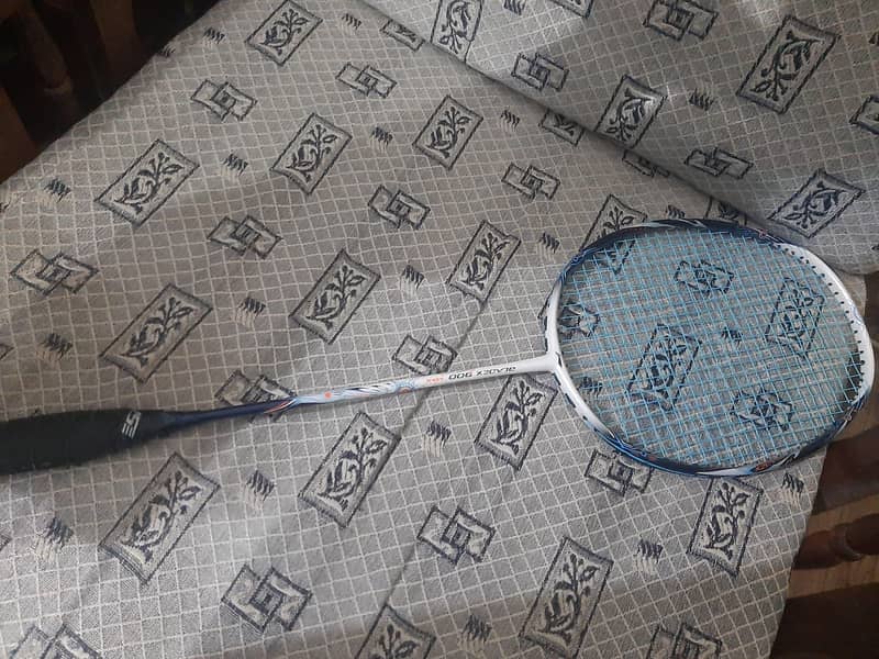 Badminton Racket 0