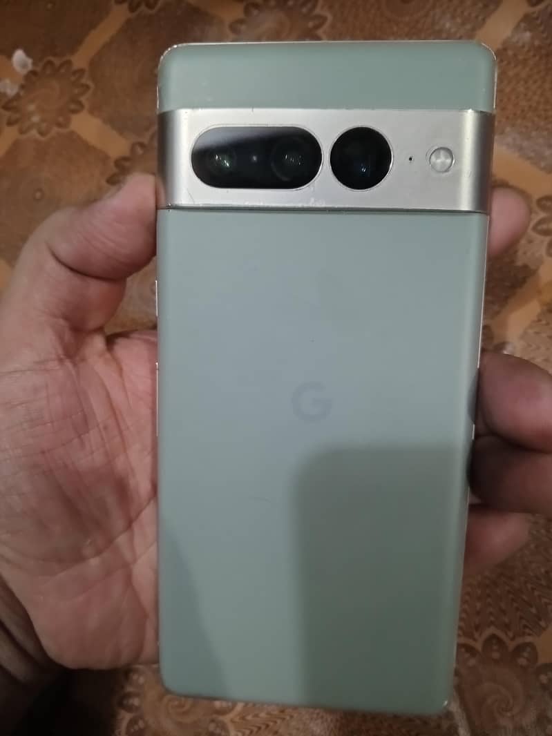Google Pixel 7 Pro 0