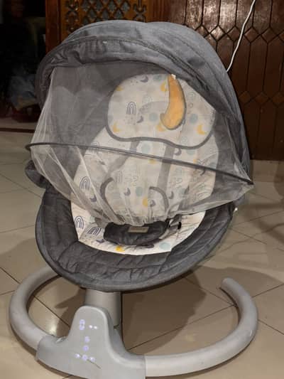Tinnies baby automatic swing  wtsapp pr rbta krn 0/3/0/3-6/9/3/7/0/7/8