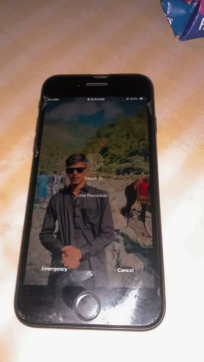 Apple iPhone SE
