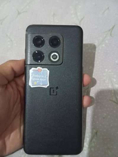 One Plus 10 Pro