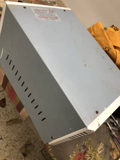 UPS inverter 1000 watt in copper winding for sale on urgent bases.