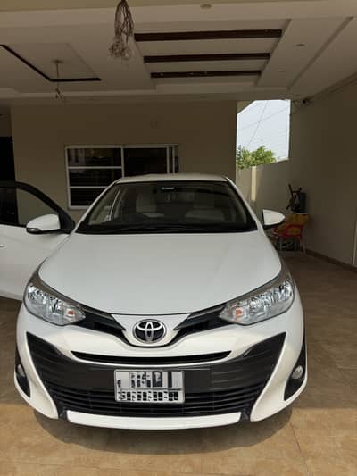 Toyota yaris 1.3 Ativ