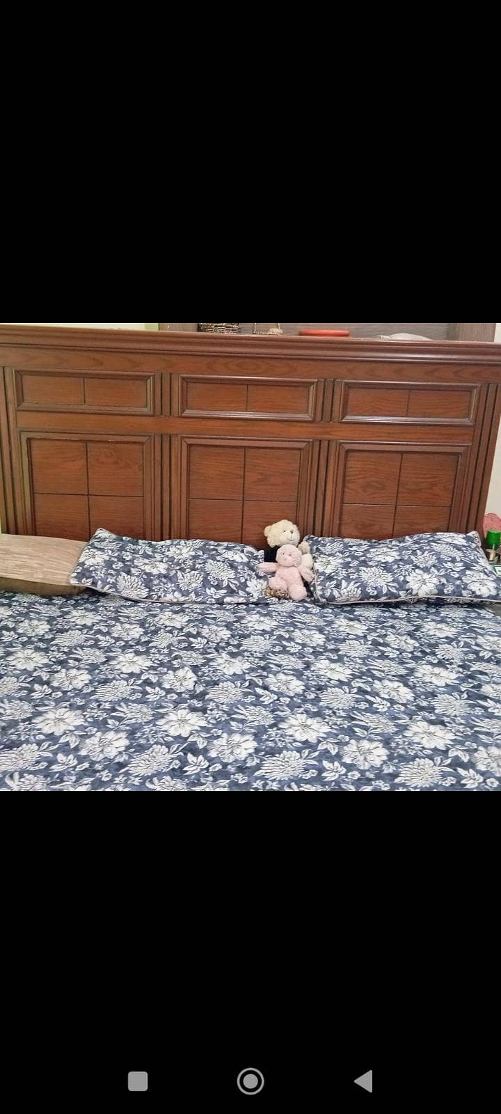 king size bed 0