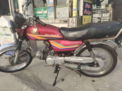Honda CD 70 urgent sale  2012 model