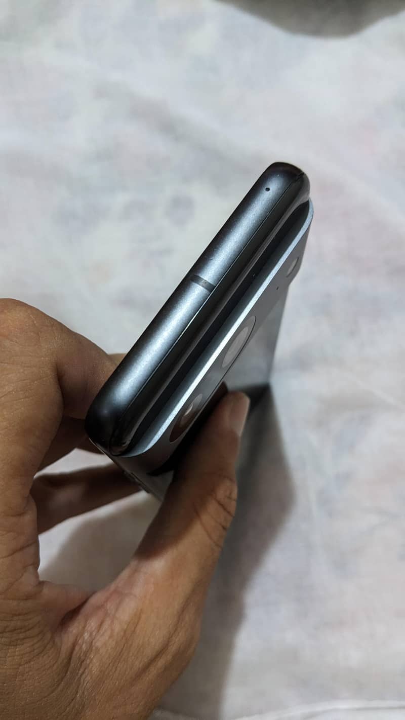 Google Pixel 8 3