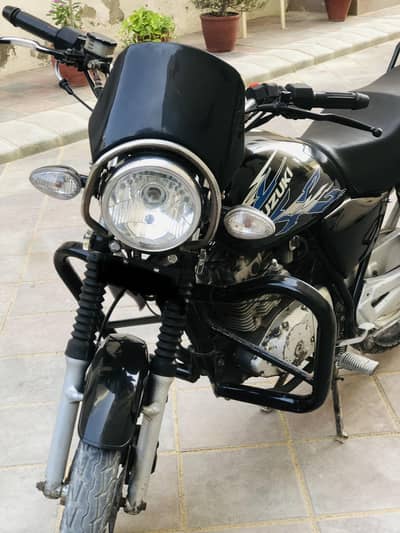 Suzuki || Gs150 Se || Special Edition || Model 2019