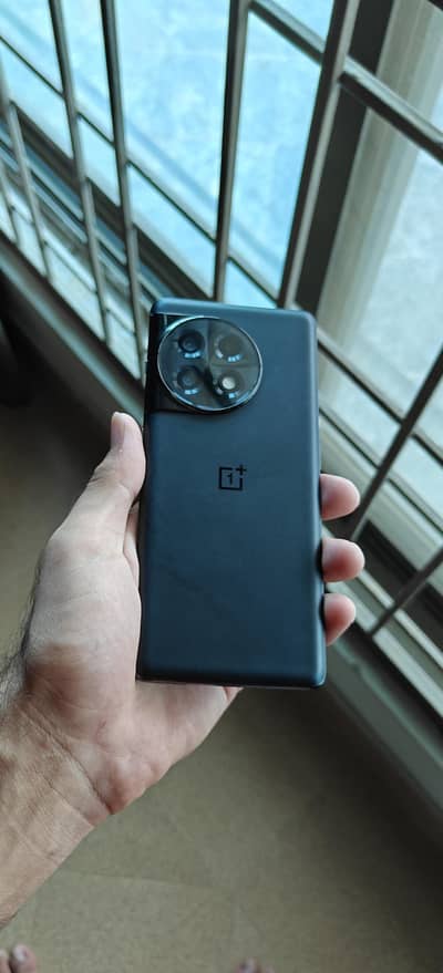 One Plus 11R