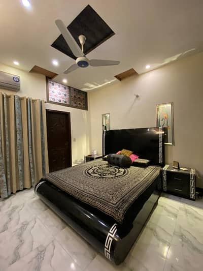 5 Marla Slightly Used Facing Park Double Storey House For Sale