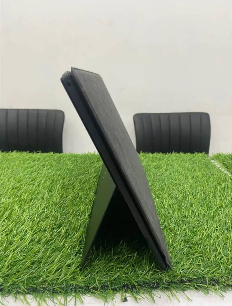 Microsoft Surface 7 Pro 2