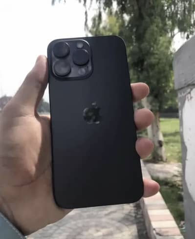 Apple iPhone 15 Pro Max 256gb pta 99% waterproof 74cc