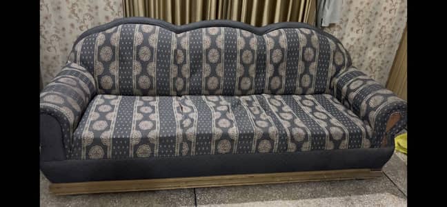 3 seater sofa with table condition 10/8