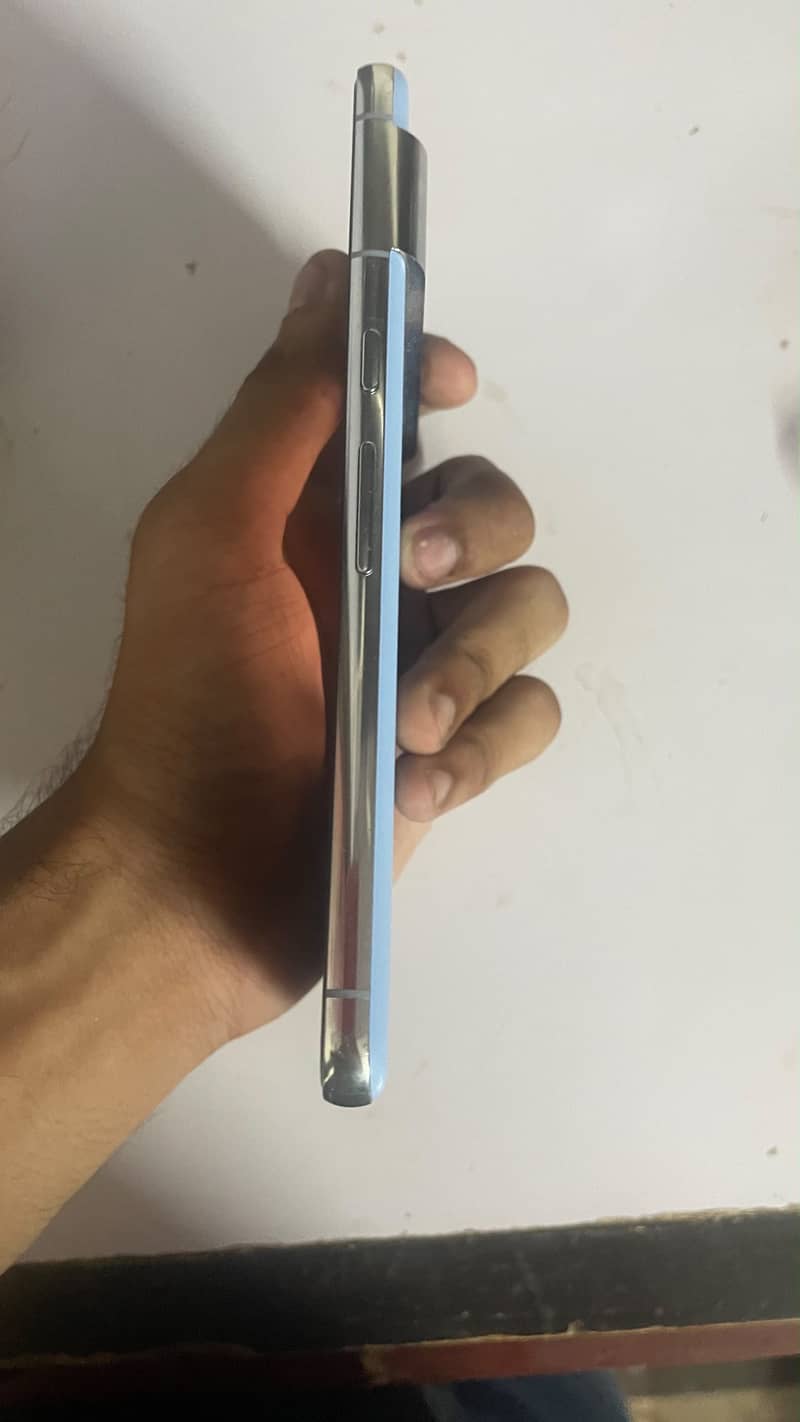 Google Pixel 8 Pro 3