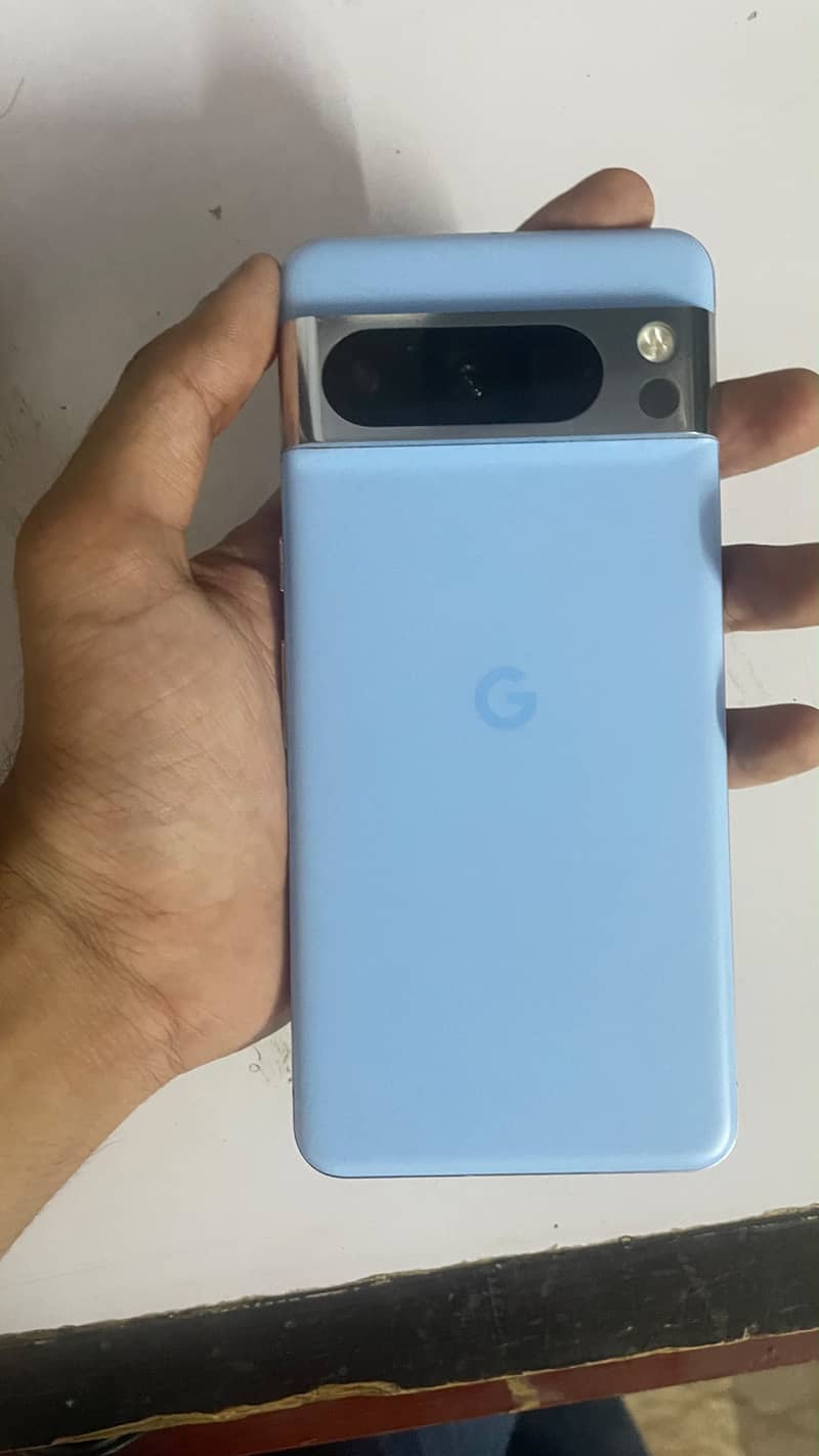 Google Pixel 8 Pro 4