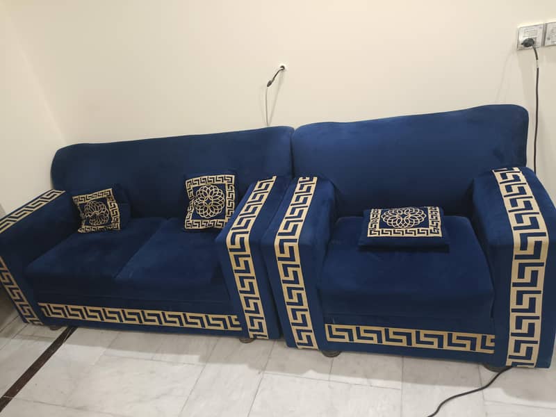 Blue sofa 0