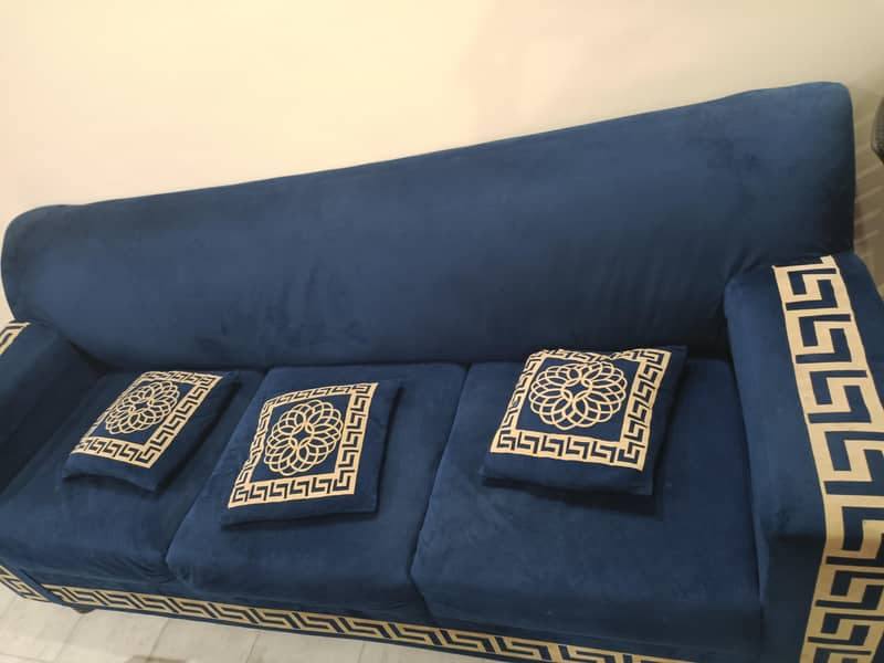 Blue sofa 2