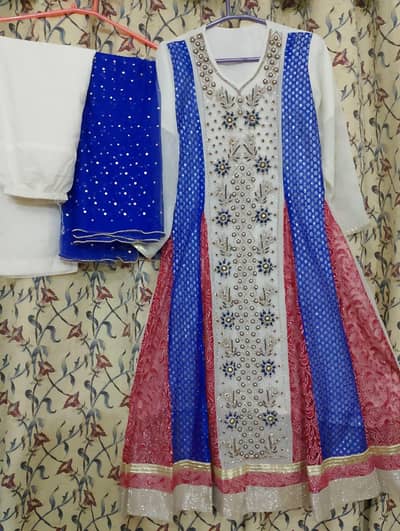 all dresses have different  prices