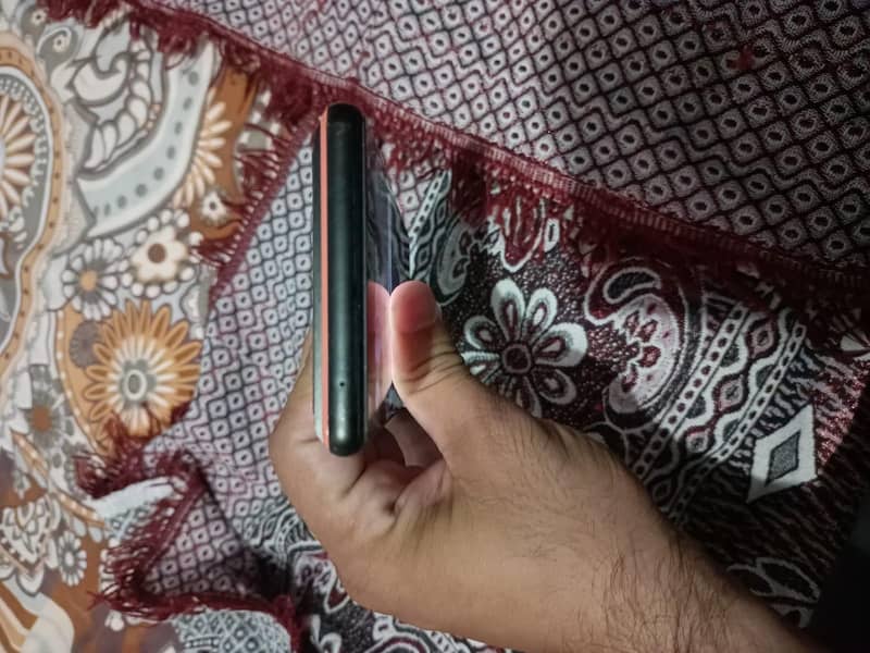 Google Pixel 6 5