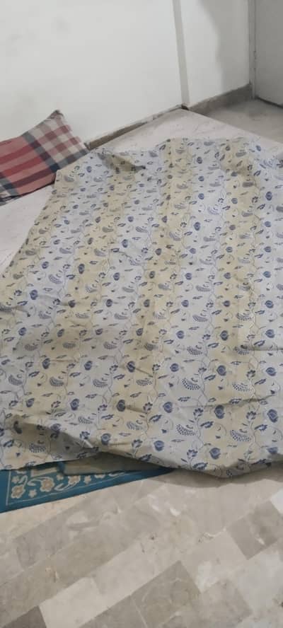 4 curtains