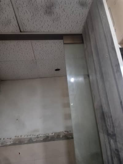 urgent sale Aluminium glass door breakable