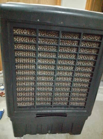 MAJESTIC AIR COOLER ONLY 15 DAYS USED CONDITION 10/10