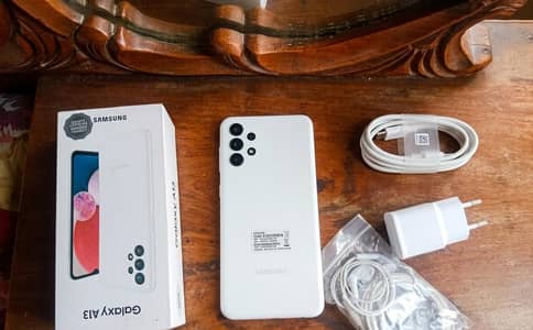 Samsung Galaxy a13 4GB/64GB.