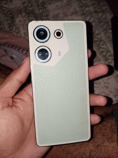 Tecno CAMON 20