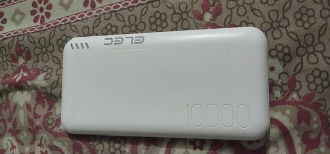 10000mh pwrbnk ful ok new condishn one week used
