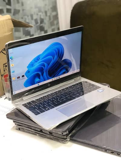 ​HP EliteBook 840 G5 - Premium Aluminum Slim Laptop (Core i5, 8th Gen)