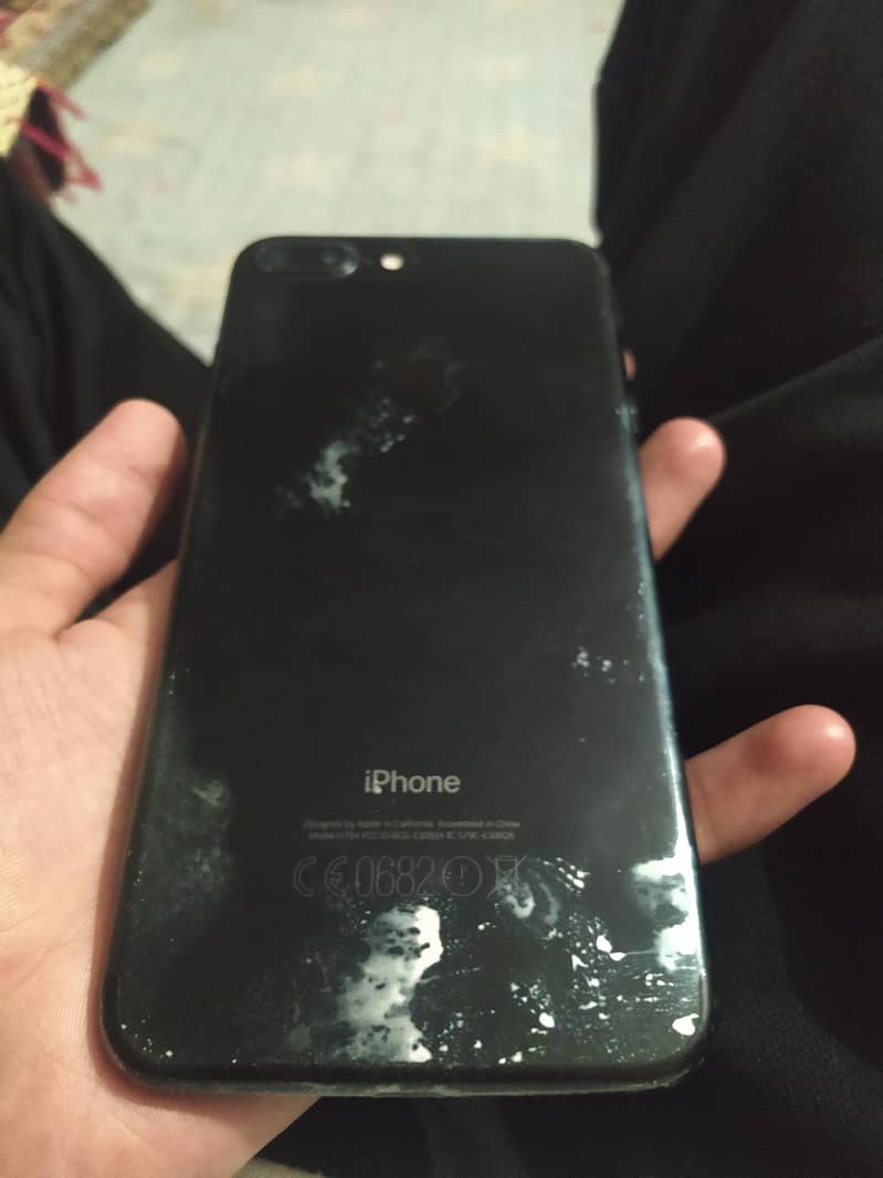 Apple iPhone 7 Plus 4