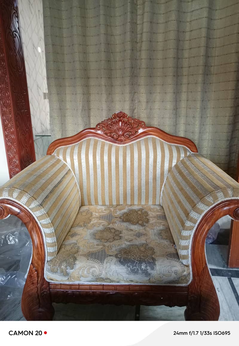 Chinioti Sofa 2