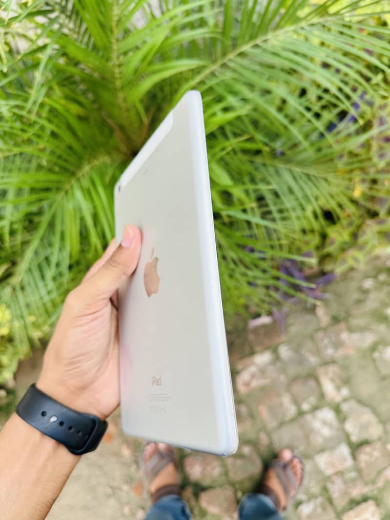 iPad (1st Generation) 2012 1