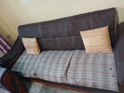 6 Seater Sofas condition 6/10