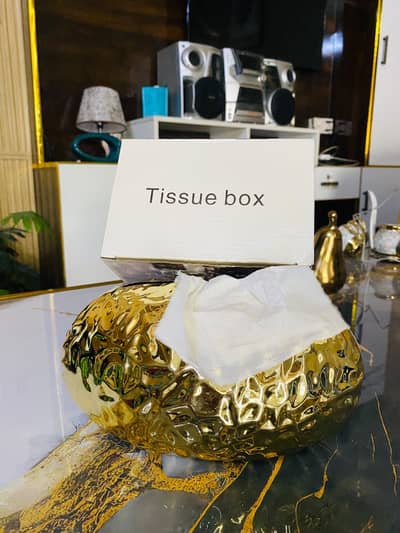 Tissue box golden colour