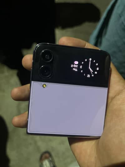 Samsung Mobile Z Flip 4