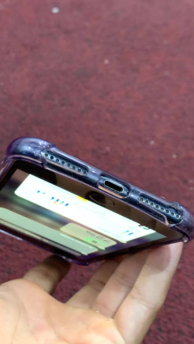 Apple iPhone 7 Plus 2