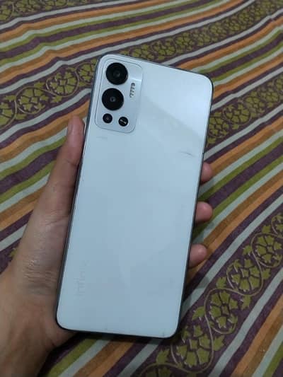 Infinix Hot 12
