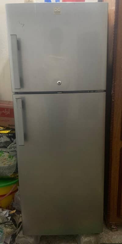 DE DAEWOO Refrigerator