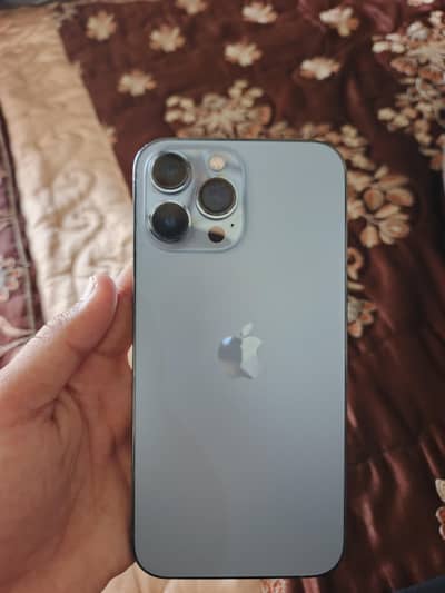 iPhone 13 Pro Max factory unlocked