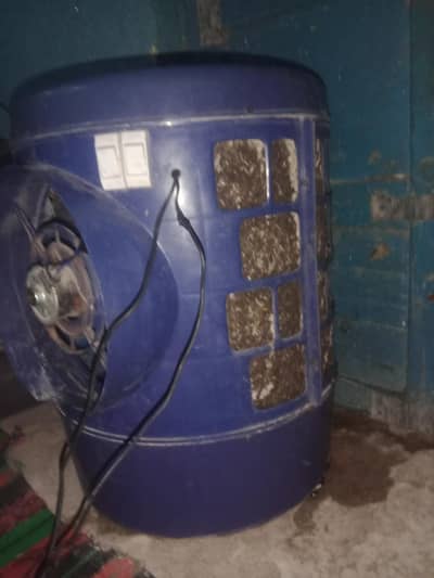 Dc cooler for sale price 4500 full ok hai 2month used