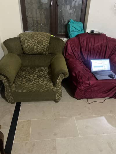 Immaculate sofa set  5 seater