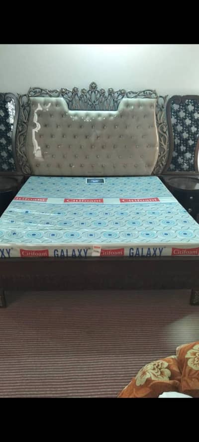 bed and dressing table for sale
