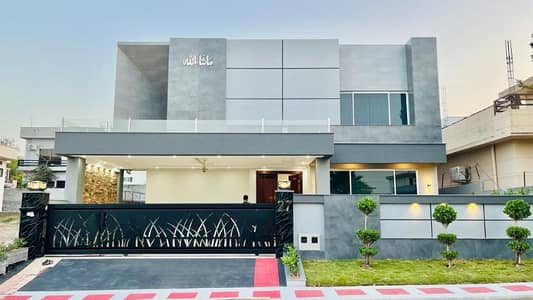 1 And Only Prime Location Double Unit Designer House For Sale Brand New