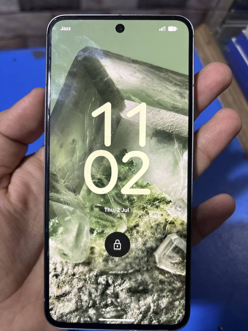 Google Pixel 8 1
