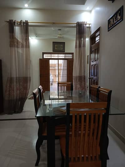 3 Bed lounge with Roof | 3rd Floor | Excellent Ventilation | VIP Block 15, Gulistan-e-Johar |