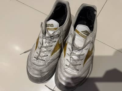 Mizuno morellia Sala Elite turf