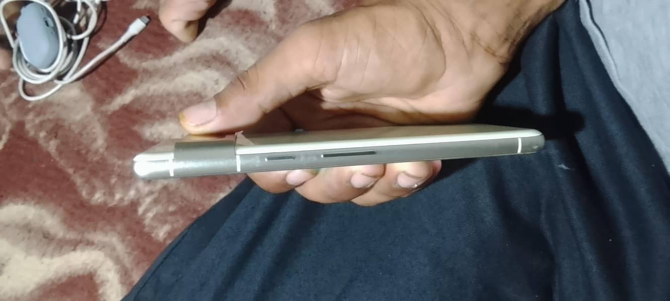 Google Pixel 7 5