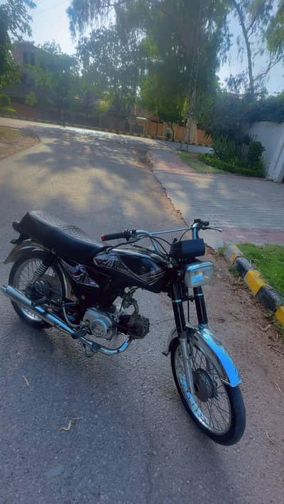 Urgently Sale well mentained bike 2018 Model