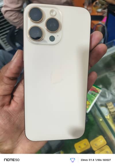 Apple iPhone 16 Pro Max